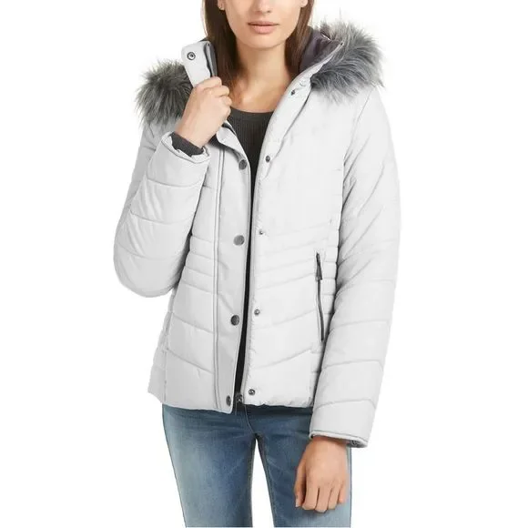 Maralyn Me Junior's Faux Fur Trim Hooded Puffer Coat White Size XX-Large